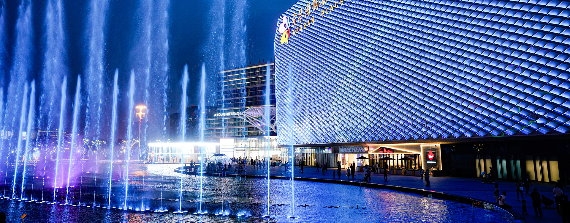 遮阳商业案例：上海爱琴海购物公园