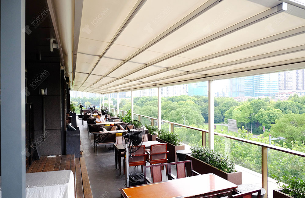 遮阳篷商业案例：新天地T8餐厅